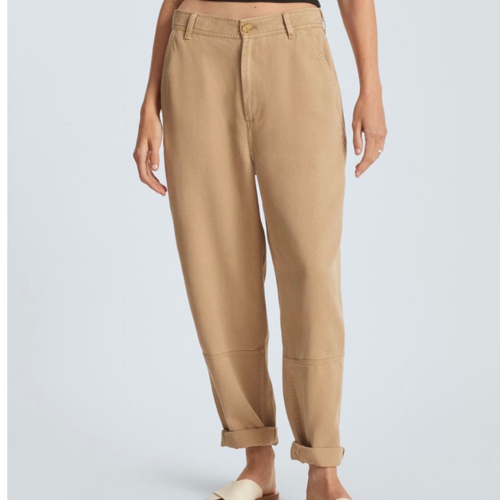 The Chino in Buttersoft everlane size 0 in dark khaki